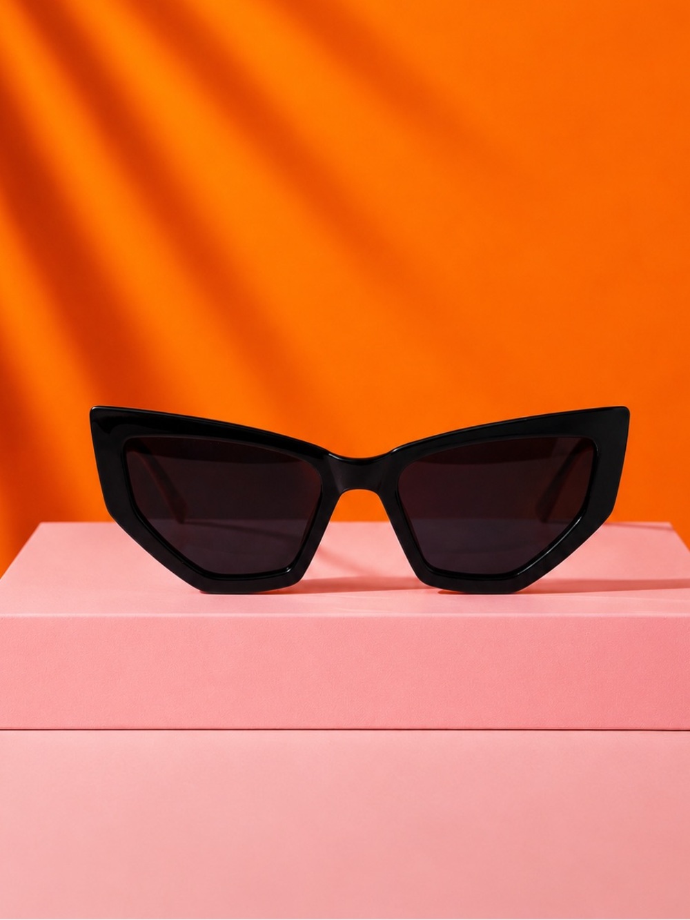 Vintage Black Geometric Cat-Eye Sunglasses